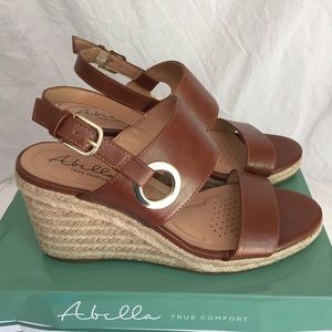 NWT Abella Brown Taya Macramé Wedge Heel Sandal 9